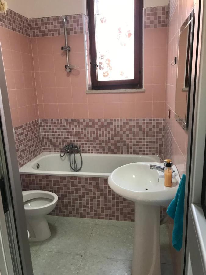 Villa Belvedere Mini Appartamento Pontecagnano Eksteriør billede