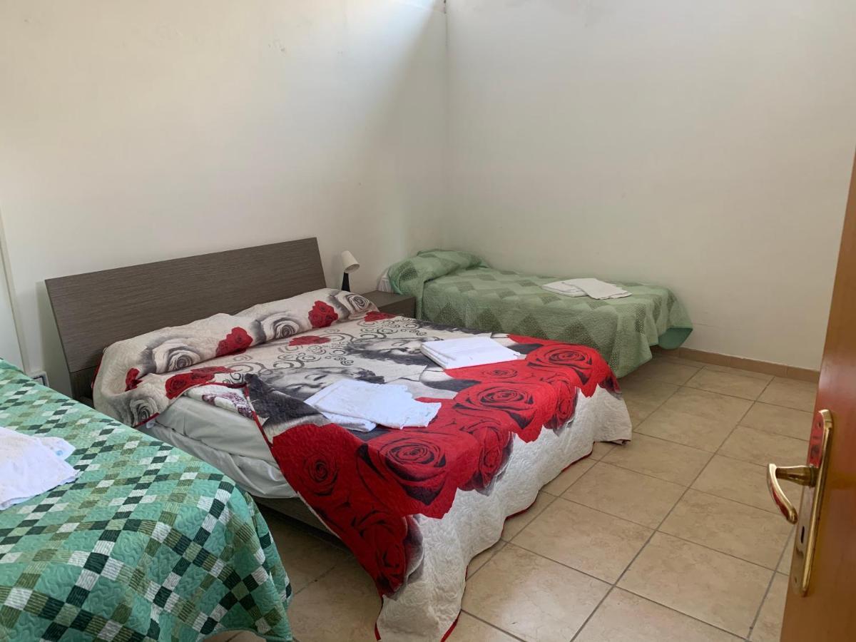 Villa Belvedere Mini Appartamento Pontecagnano Eksteriør billede
