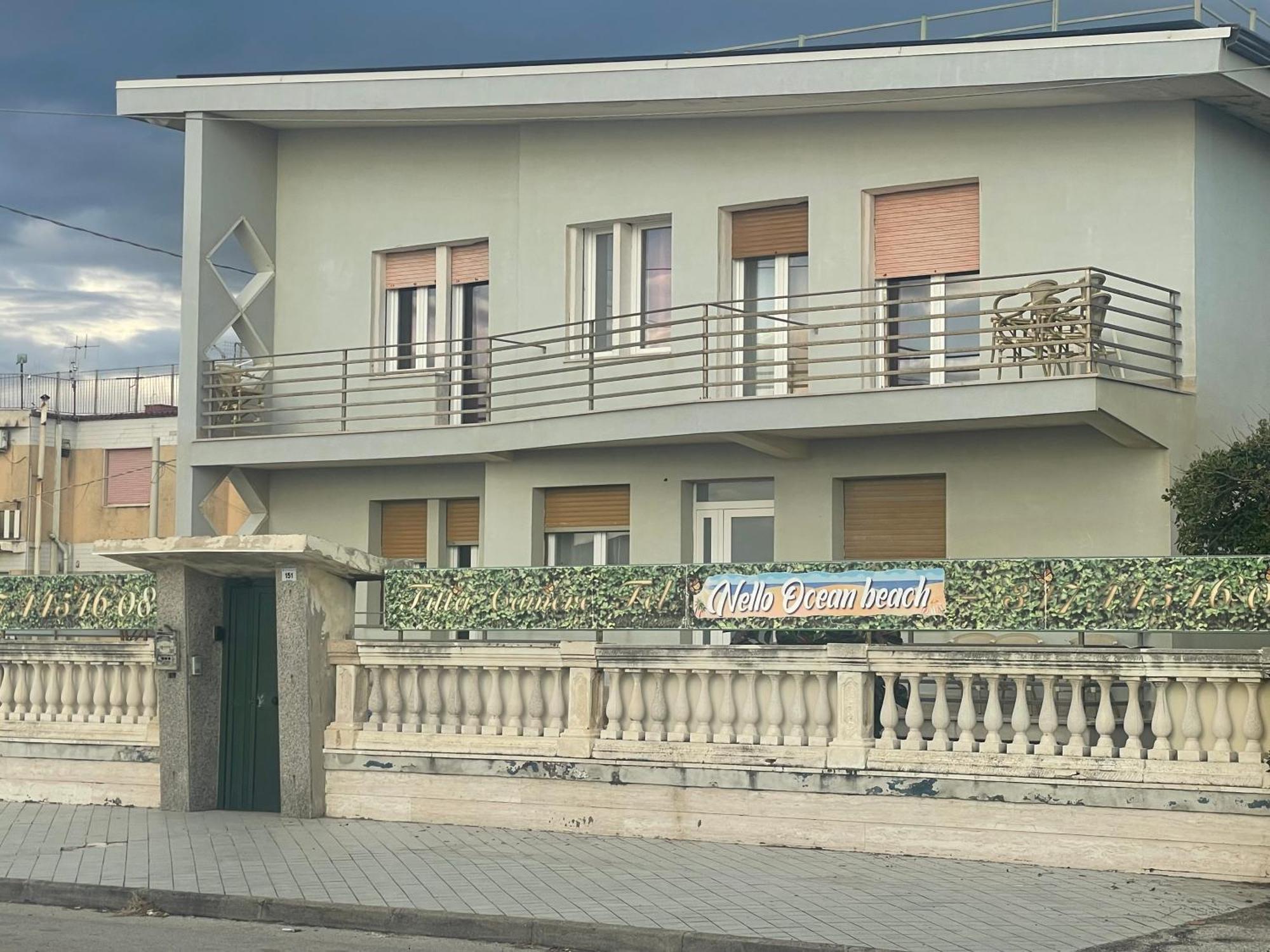 Villa Belvedere Mini Appartamento Pontecagnano Eksteriør billede